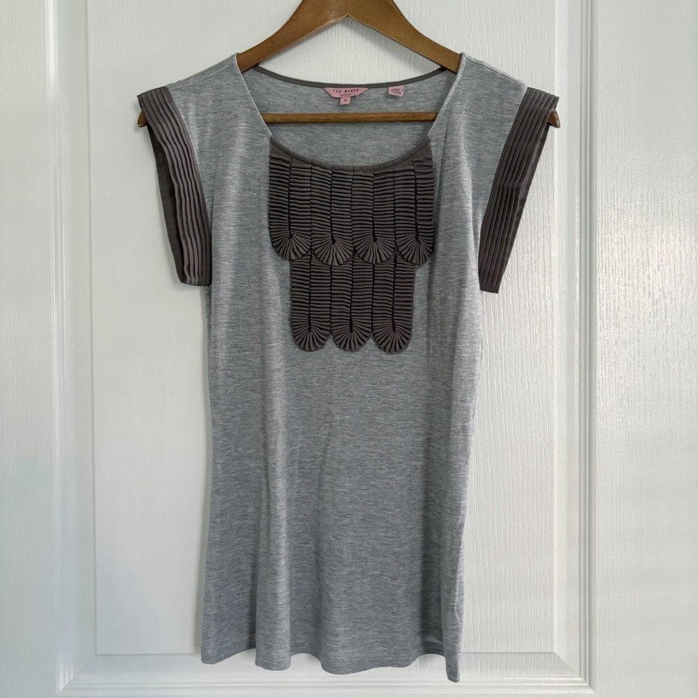Ted Baker Grey Pleated Detail T Shirt Top Sz 2 Small